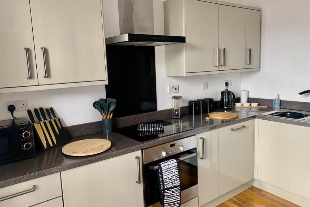 Luxury, Centrally Located 2 Bed Modern Apartment Great Yarmouth Exterior photo